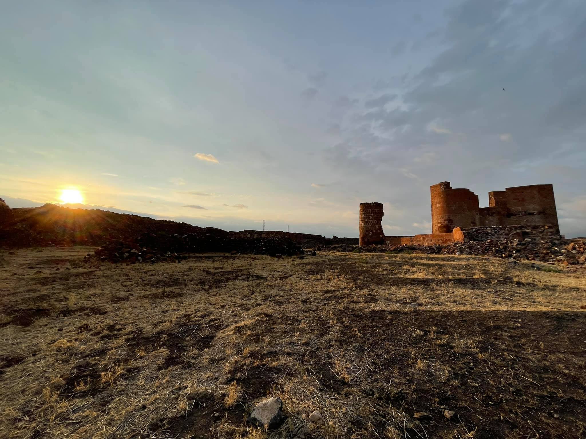 Dashtadem Castle (2)