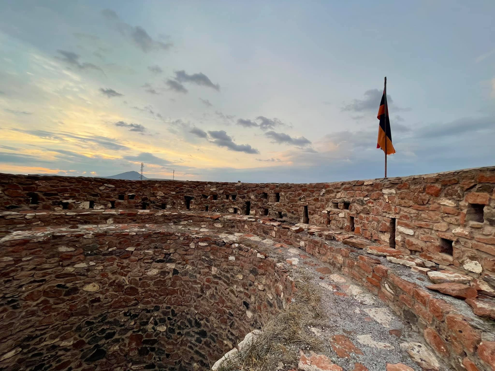 Dashtadem Castle (5)